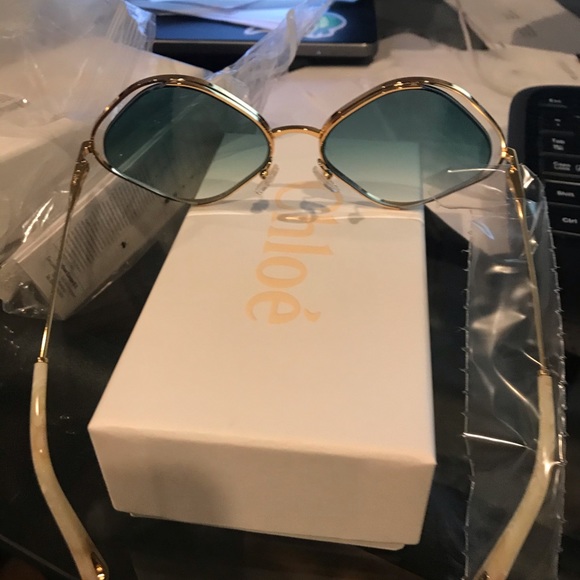 Chloe sunglasses - Picture 3 of 6